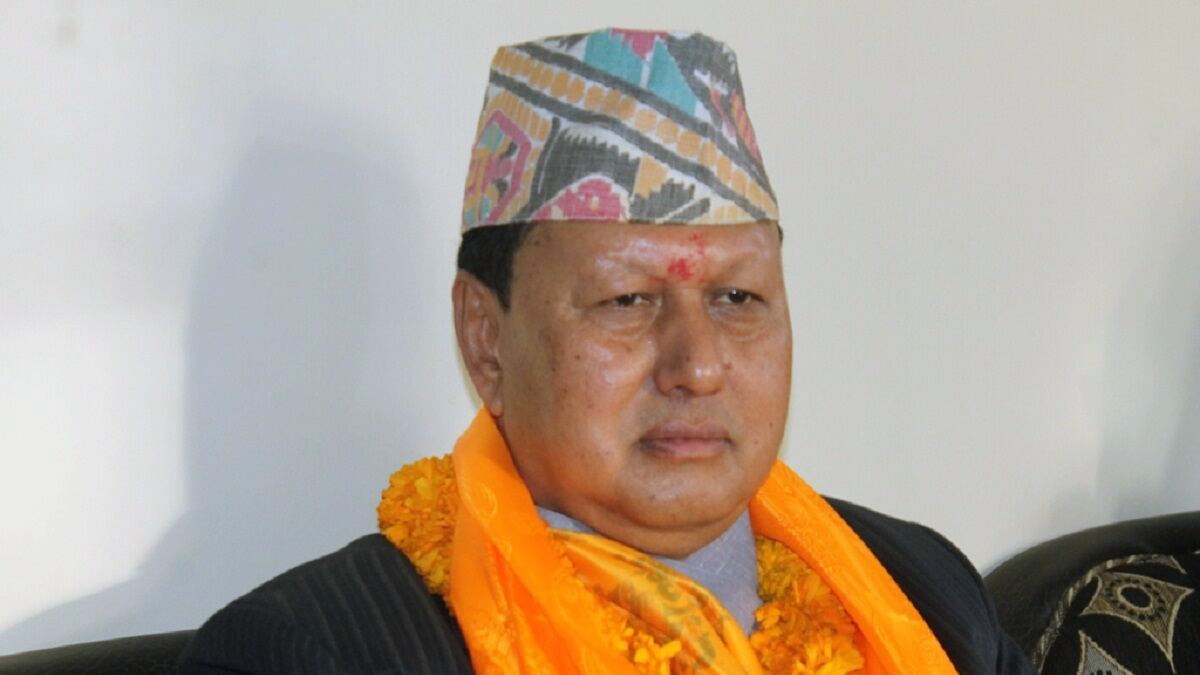 स्वास्थ्यमन्त्रीद्वारा हेटौंडा अस्पतालको अनुगमन